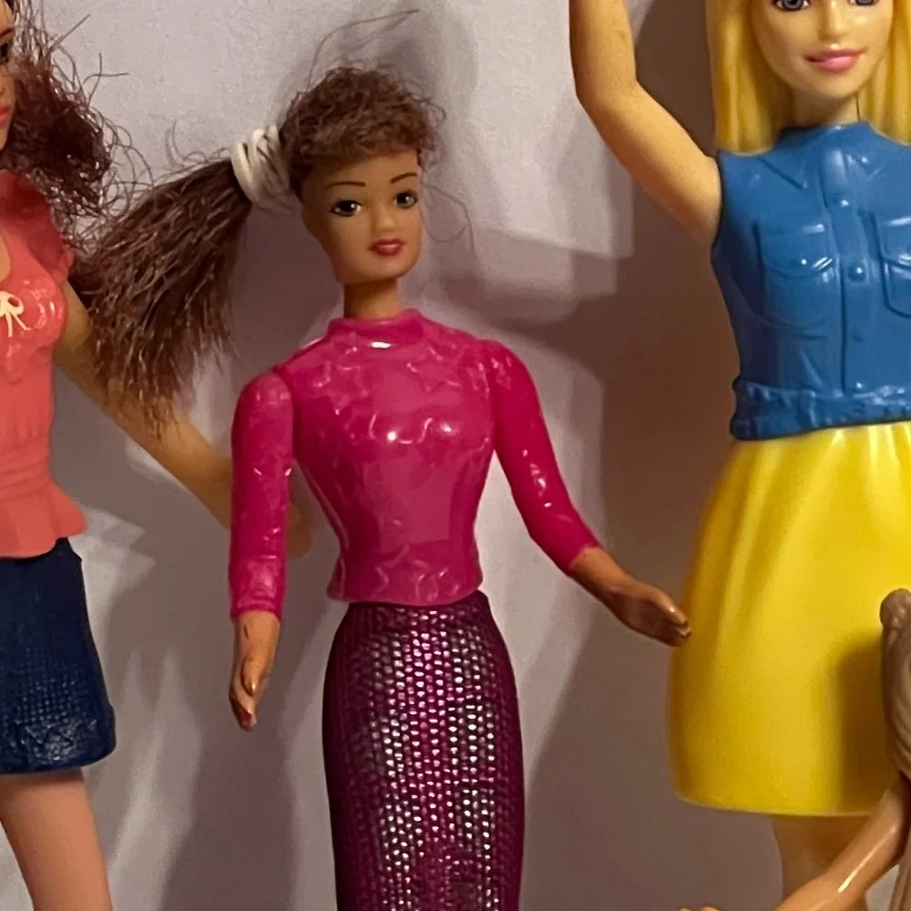 Barbie McDonald’s and Burger King Dolls Lot Of 7